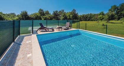 Stunning home in Nedescina with WiFi