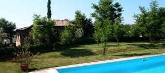 Maison de vacances avec climatisation, piscine et jardin privé