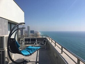 Exclusive Suite, 2 Bedrooms | Balcony - Carmel Apartments (Netanya)