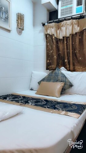Pay-Less Guest House - Hostel