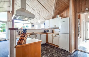 Kühlschrank, Herdplatte, Geschirrspüler