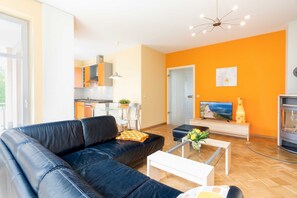 Uklassifisert bilde, 2 av 17, knapp