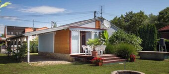 Holiday home near the beach with garden shower