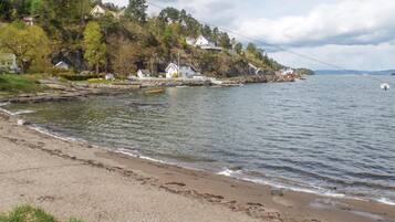 Beach nearby, fishing