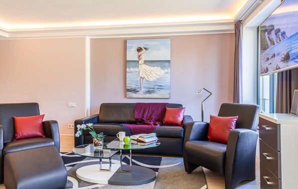 Living area - Beach front apartment in Binz with indoor swimming pool (Prora/Rügen)