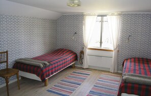 4 chambres, lit parapluie