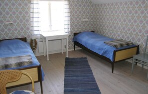 4 sovrum och resesäng