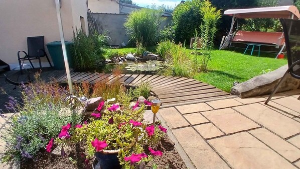 Unclassified image, 1 of 11, button - Room left - private rental Maluche (Magdeburg)