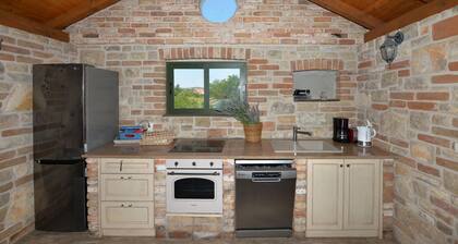 Awesome home in Pasman with WiFi