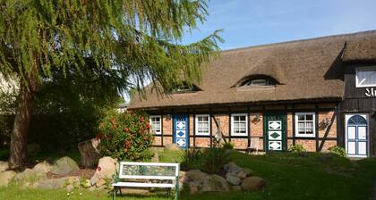 F - Uns Schün, Germany