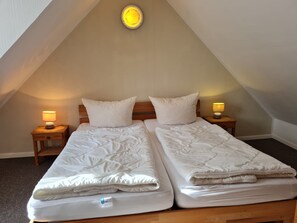 3 bedrooms, WiFi, bed sheets