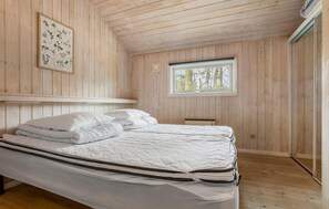 4 bedrooms, free WiFi