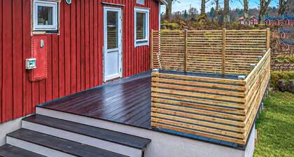 Gorgeous home in Lönashult with WiFi