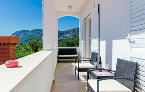 Terrace/patio - Amazing apartment in Dubravka with sauna (Dubravka)