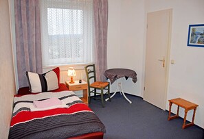 1 غرفة نوم وسرير سفر وواي فاي وملاءات أسرّة