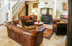 Interior - Amazing home in Les Farges (Les Farges)