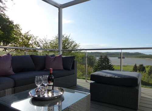 Ferienvilla mit Panoramablick auf den Schmachter See - Elegante Ferienvilla