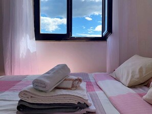 1 bedroom, WiFi - Holiday apartment with air conditioning and terrace (Šilo)