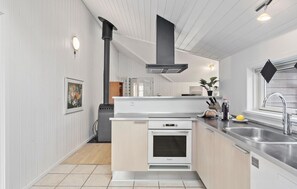 Kühlschrank, Herdplatte, Geschirrspüler