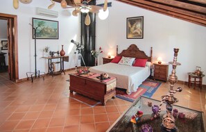 4 habitaciones, cuna de viaje, wifi gratis y ropa de cama 