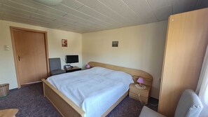 2 bedrooms, WiFi