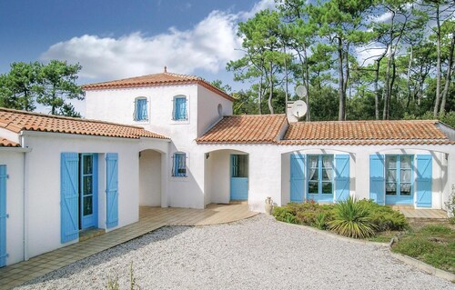 3 bedroom lovely home in La Tranche sur Mer