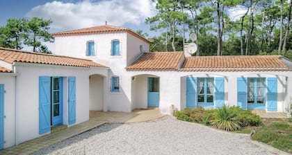 3 bedroom lovely home in La Tranche sur Mer
