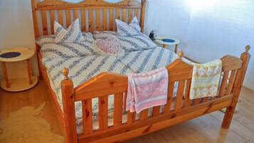 2 bedrooms, Internet