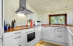 Kühlschrank, Herdplatte, Geschirrspüler