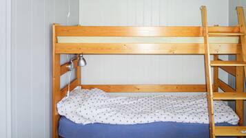 2 slaapkamers, reisbedje, gratis wifi, beddengoed