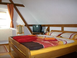 2 dormitorios, cuna de viaje, wifi y ropa de cama