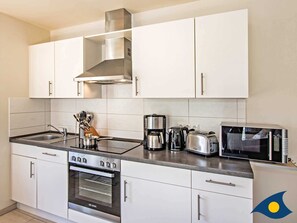 Réfrigérateur, micro-ondes, four, lave-vaisselle