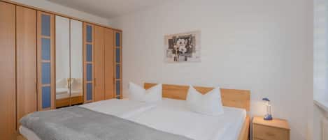 1 habitación y ropa de cama