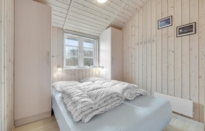 5 Schlafzimmer, Reisekinderbett, kostenloses WLAN