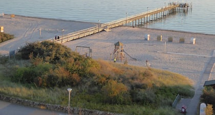 Rudnik, Nicole ja Steve - Huoneisto merituulessa, 7. Varasto PH