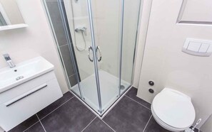 Shower - Holiday apartment with air conditioning, Wi-Fi, parking (Baška)