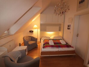 1 bedroom, travel crib, WiFi, bed sheets