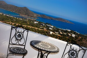 Villa, eigener Pool | Balkon