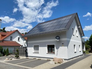Exterior - Apartment "Seestübchen" - Holiday House "GlückSEEligkeit" (Senftenberg)