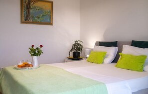 3 chambres, Wi-Fi gratuit, draps fournis