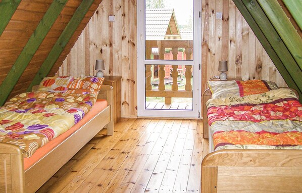 2 Schlafzimmer, Reisekinderbett, kostenloses WLAN