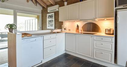 Nice home in Harboøre with WiFi