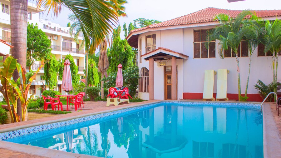 Kilimanjaro Crane Hotel