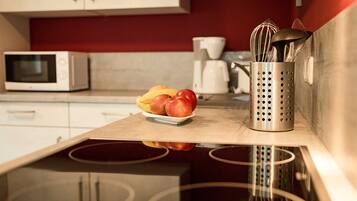 Fridge, microwave, dishwasher, electric kettle