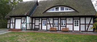 Thatched cottage Benz an der Kirche - Apartment Benz 2 (right half of the house)