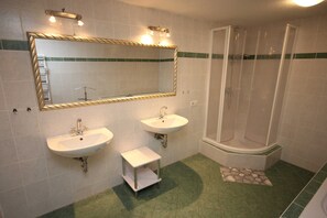 Dusche, Haartrockner