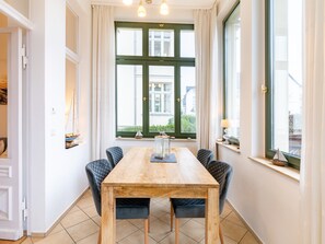 Imagen sin descripción, 4 de 12, botón