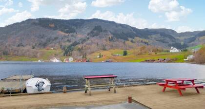 Belle maison à Äkra avec WiFi