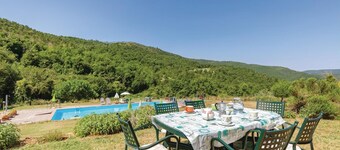 Lovely apartment in S.Vito In Monte TR
