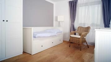 2 bedrooms, WiFi, bed sheets